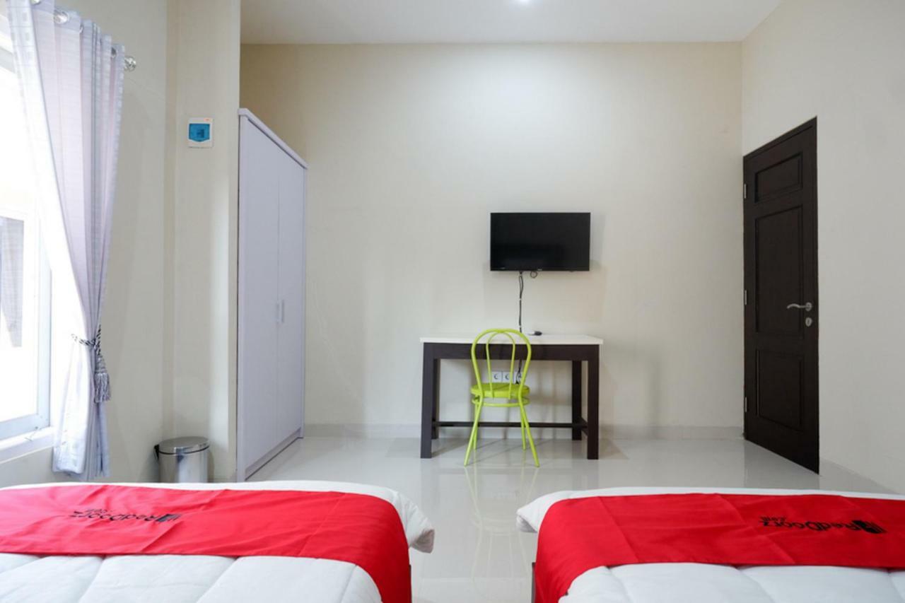 Reddoorz Syariah Near Rsud Margono Purwokerto Hotell Exteriör bild
