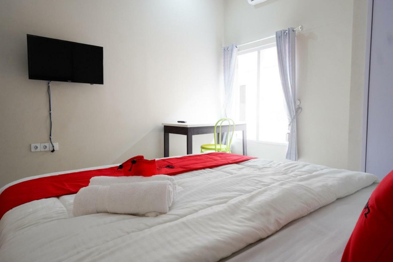 Reddoorz Syariah Near Rsud Margono Purwokerto Hotell Exteriör bild