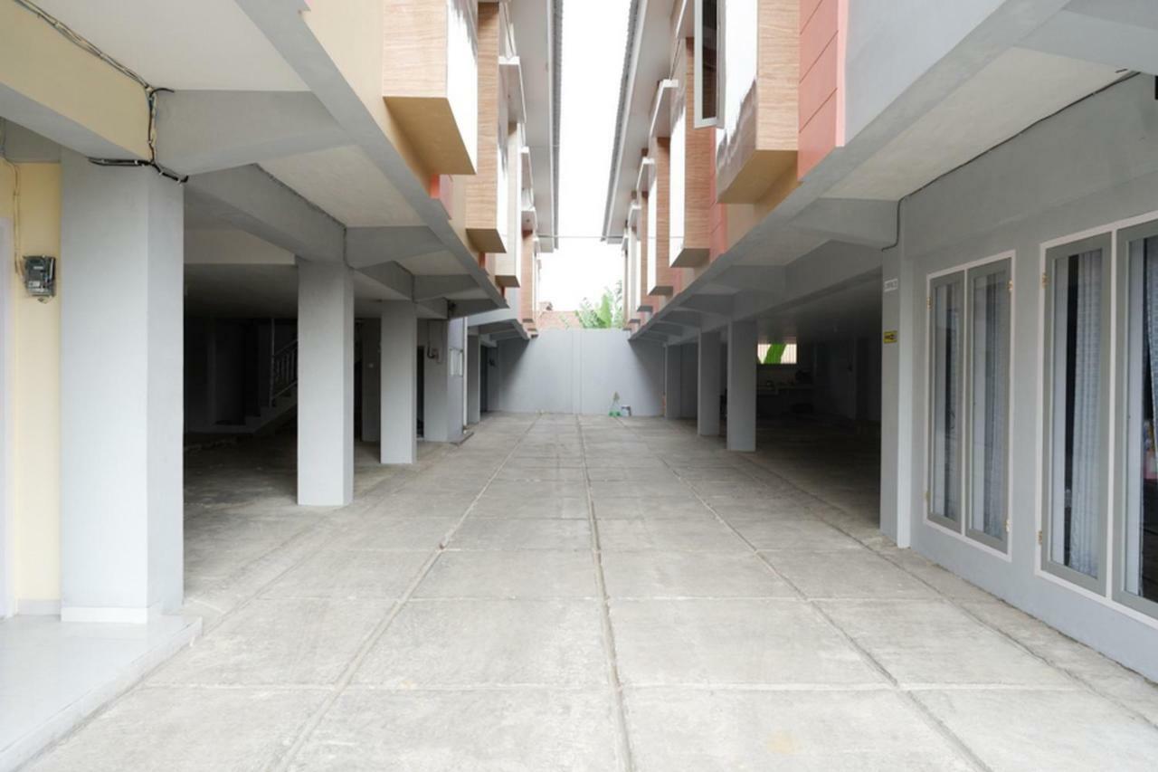 Reddoorz Syariah Near Rsud Margono Purwokerto Hotell Exteriör bild