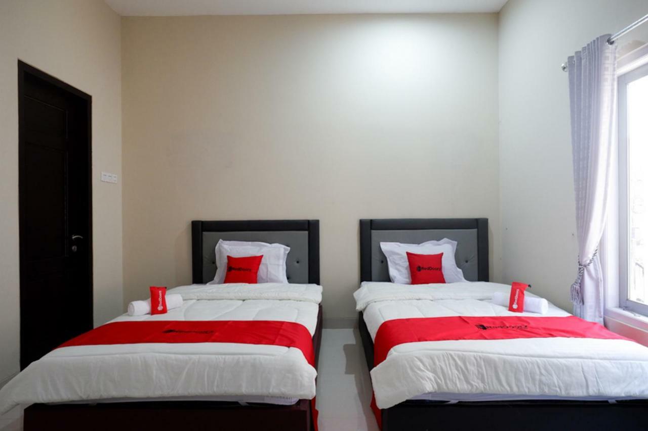 Reddoorz Syariah Near Rsud Margono Purwokerto Hotell Exteriör bild