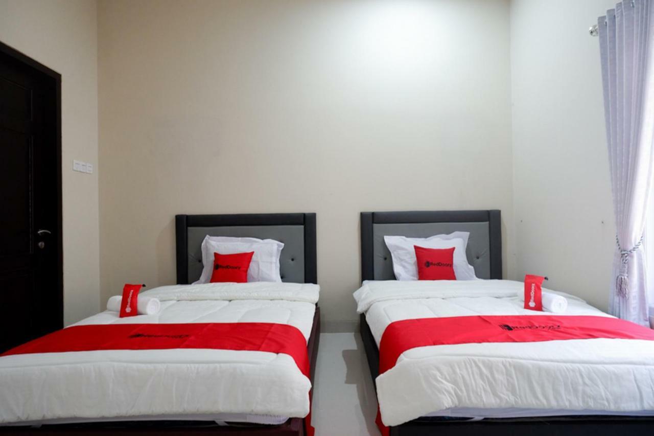 Reddoorz Syariah Near Rsud Margono Purwokerto Hotell Exteriör bild
